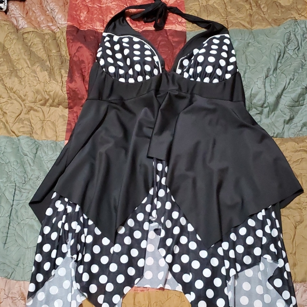 Womans 4x swim top